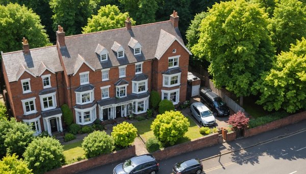 Analyse approfondie des risques dans l'acquisition d'un bien immobilier ancien: Guide essentiel pour acheteurs